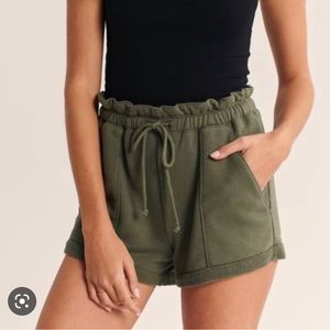 Abercrombie Woman’s Medium Olive Green Paperbag Shorts